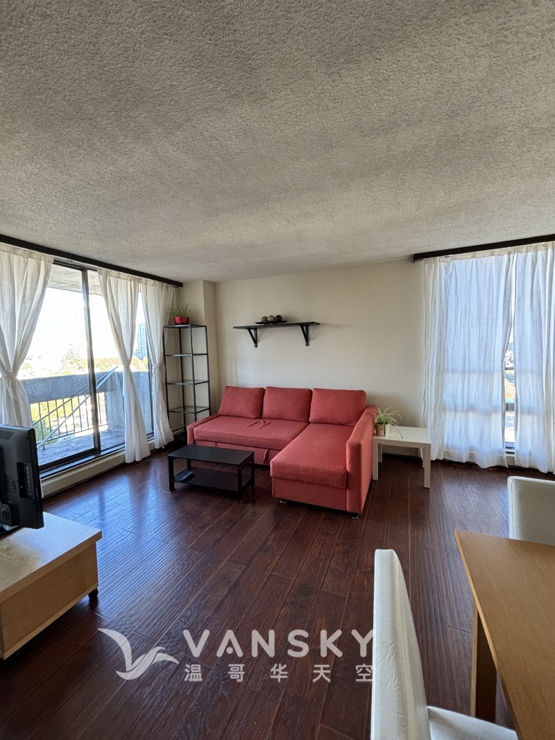 250502131658_Living room 2.jpg